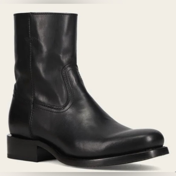 Frye Campus Inside Zip EUC - Picture 2 of 5